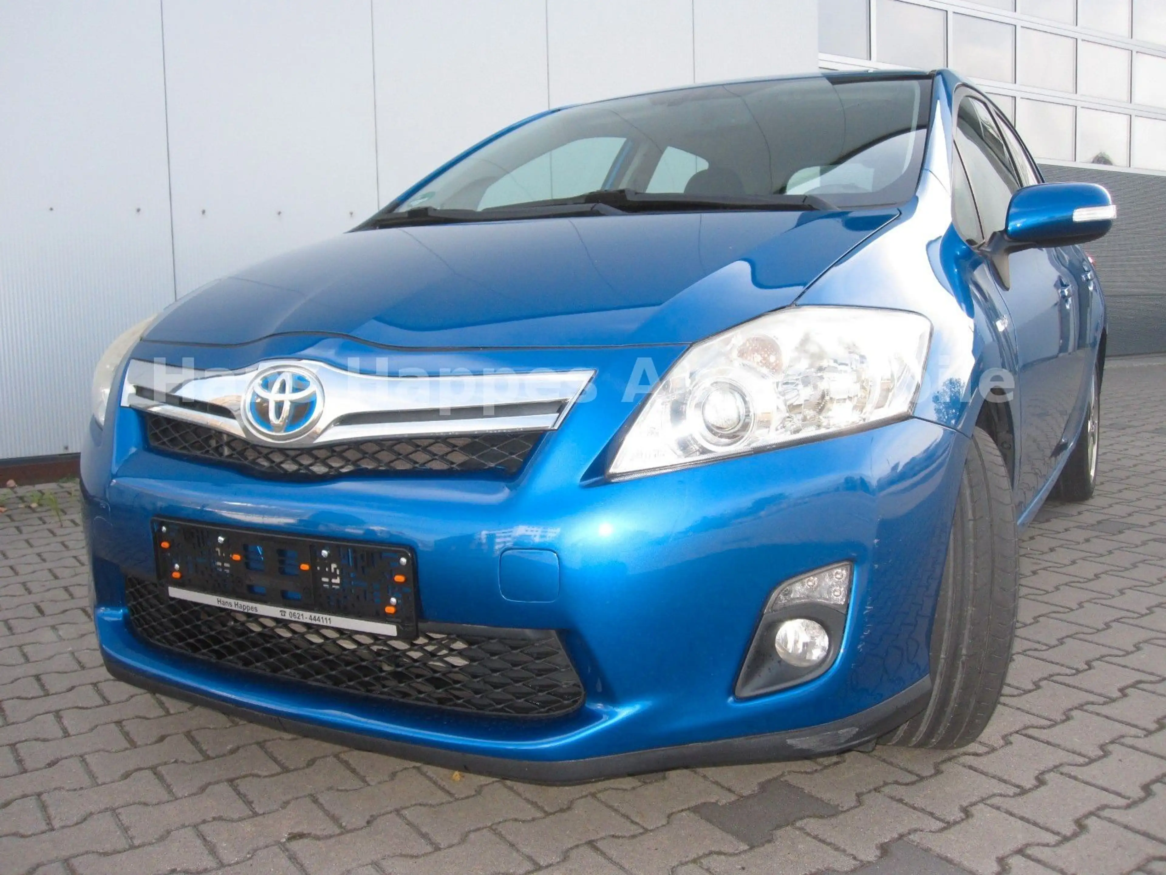 Toyota Auris Hybrid Life 1,8 Navi PDC Kamera TÜV/AU neu — photo 3
