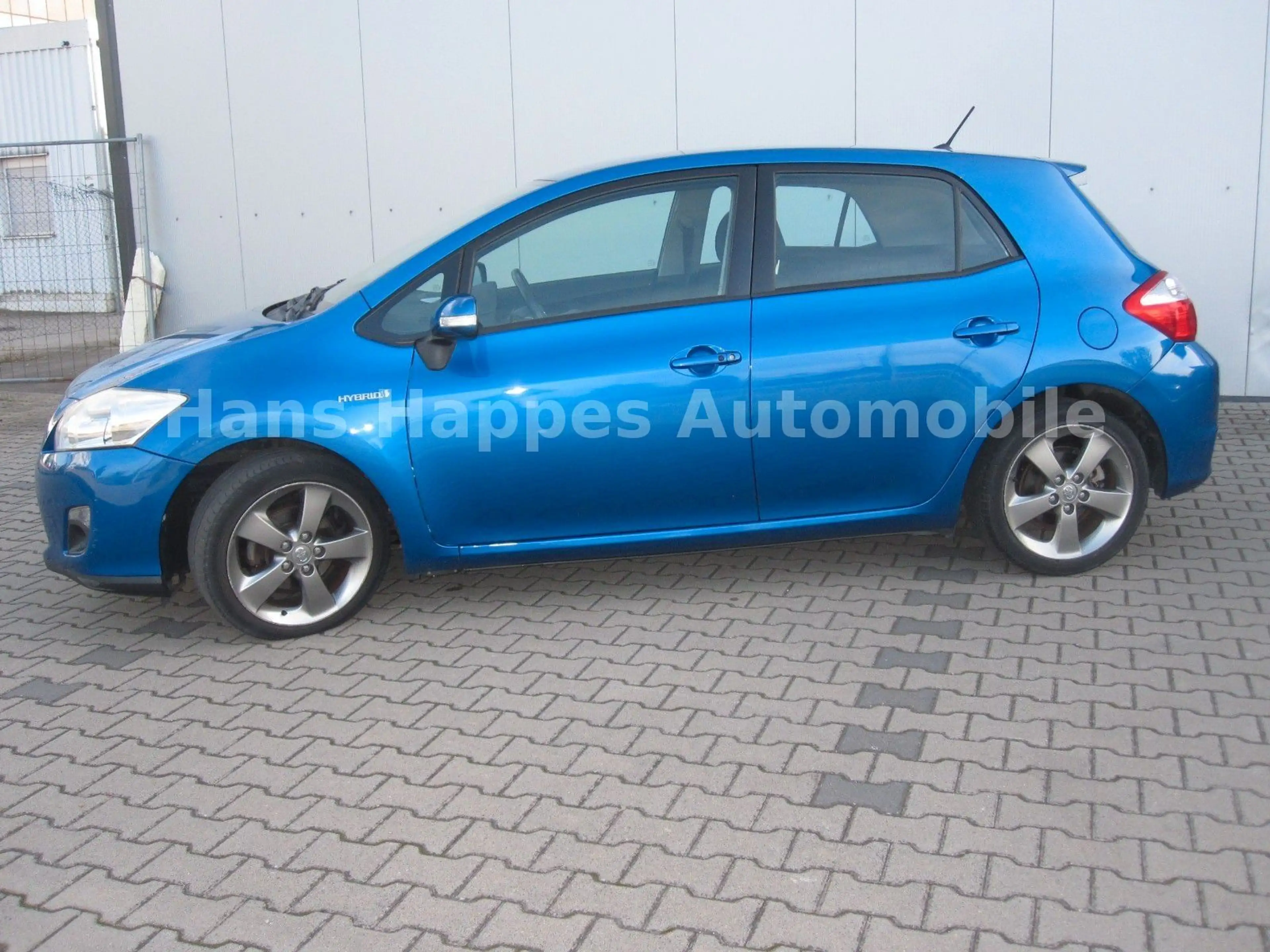 Toyota Auris Hybrid Life 1,8 Navi PDC Kamera TÜV/AU neu