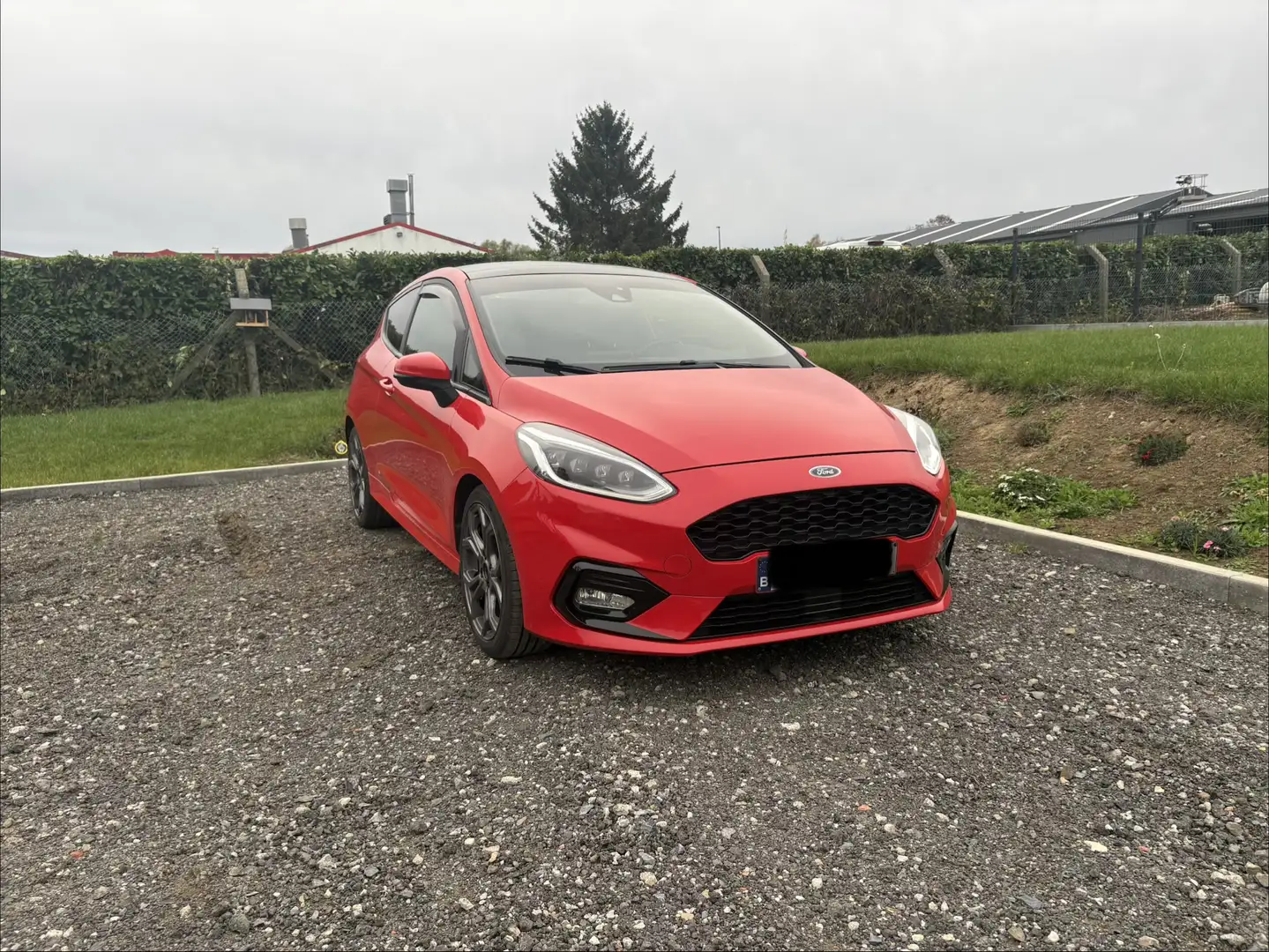 Ford Fiesta 1.0 EcoBoost ST-Line Rood - 1