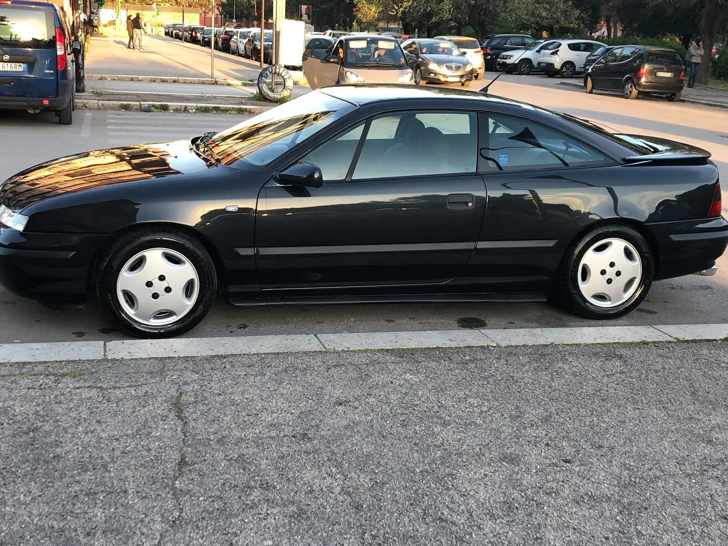 Opel Calibra Calibra 2.0i 16v cat. Schwarz - 1