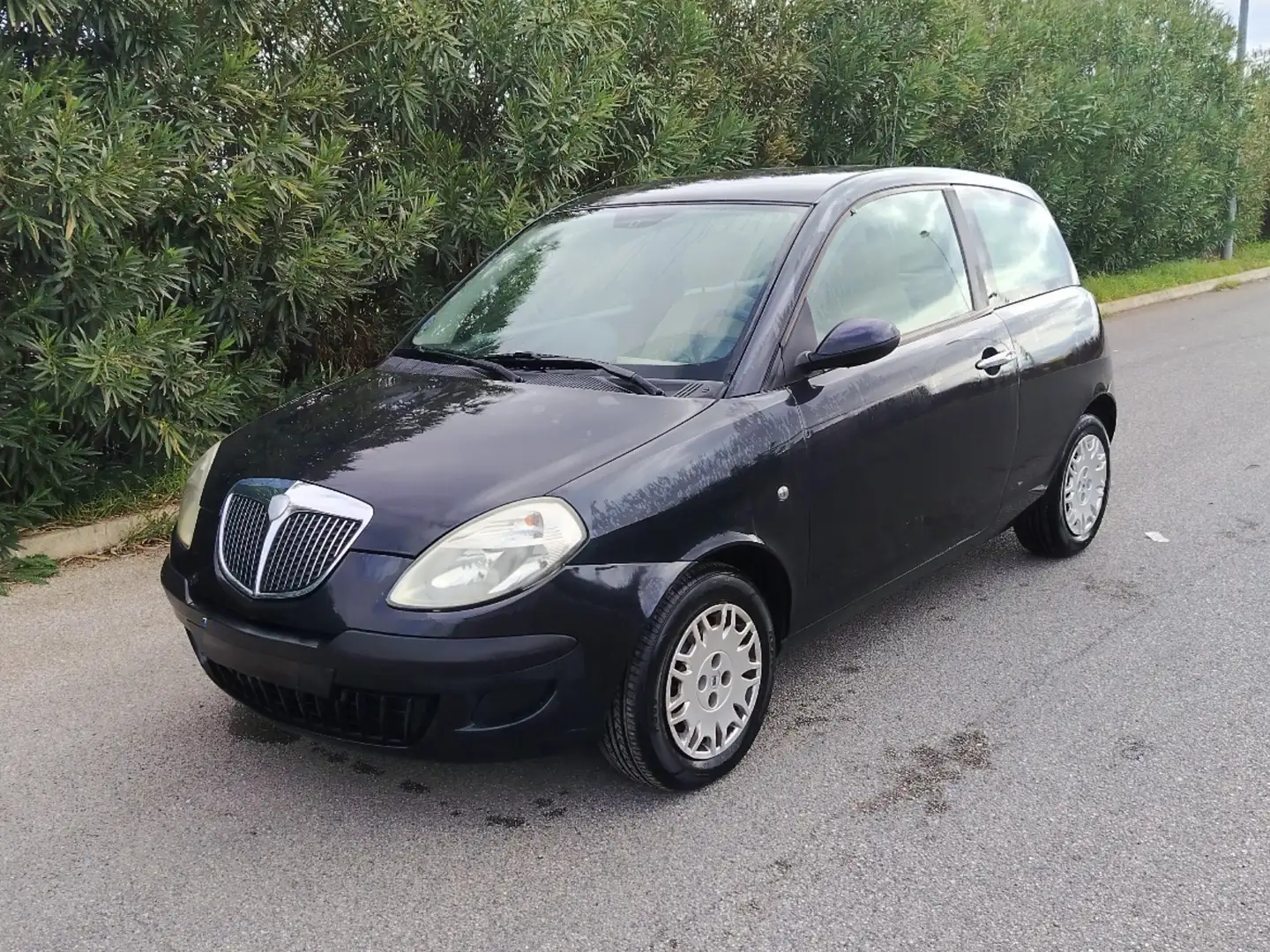 Lancia Ypsilon Ypsilon II 20031.2 16v Argento Nero - 1