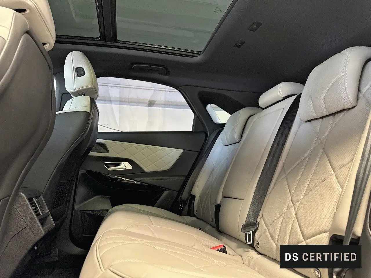 DS Automobiles DS 7 Crossback 2022 — фото 10