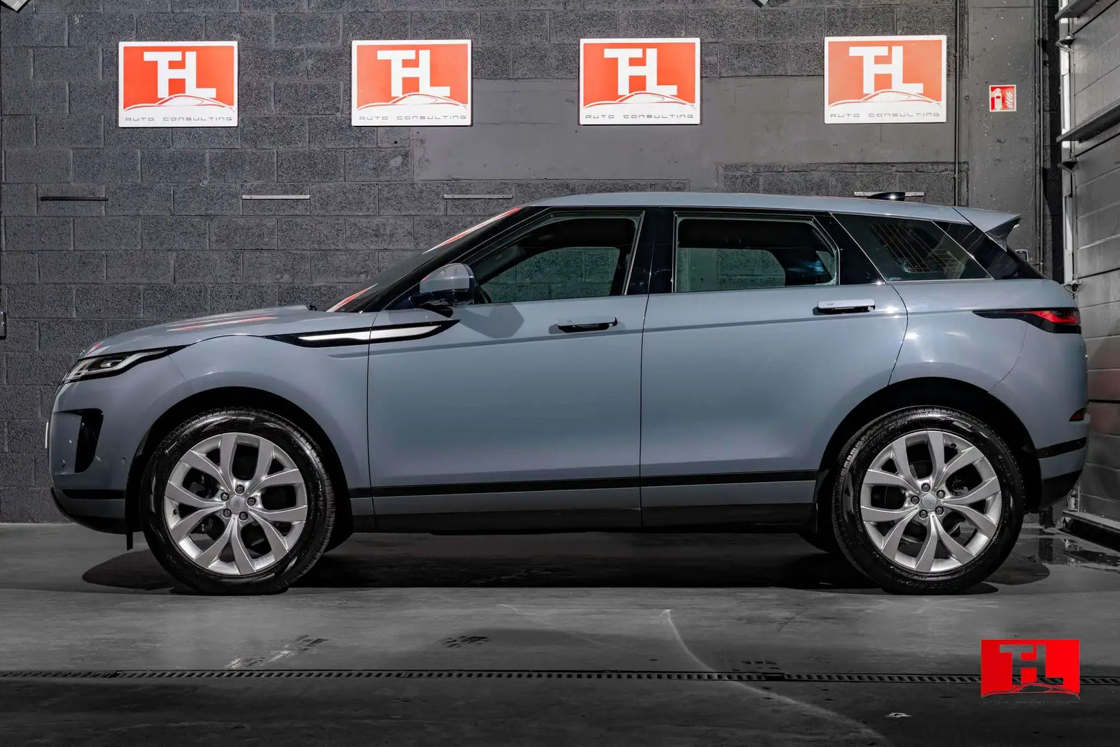 Land Rover Range Rover Evoque 4WD D165 SE 2021MY 20\/Pano/Trailer Gris - 2