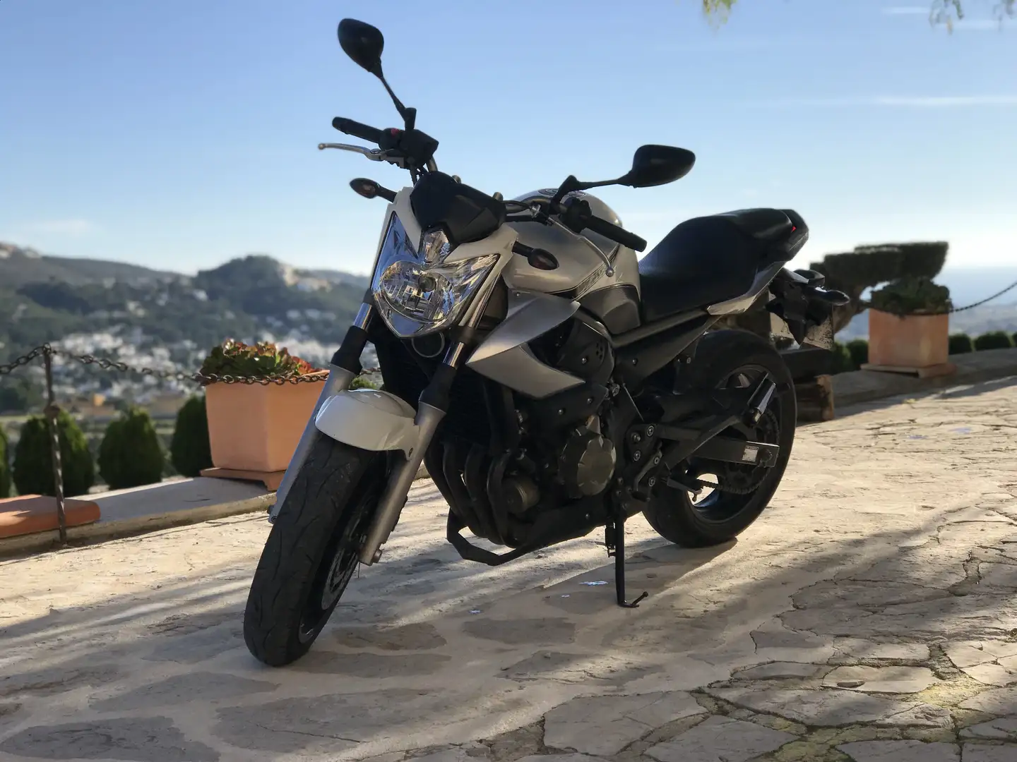 Yamaha XJ 600 - 1