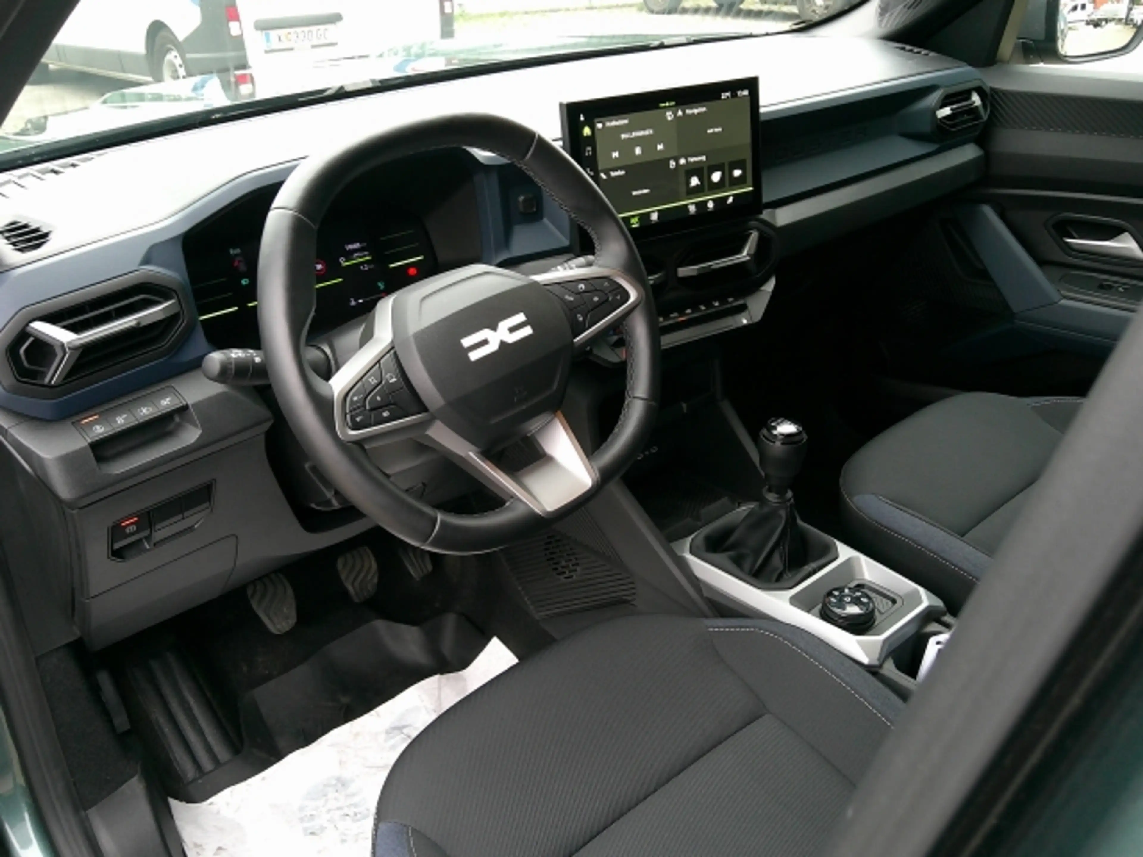 Dacia Duster DUSTER Journey Mild Hybrid 130 4x4 — photo 14