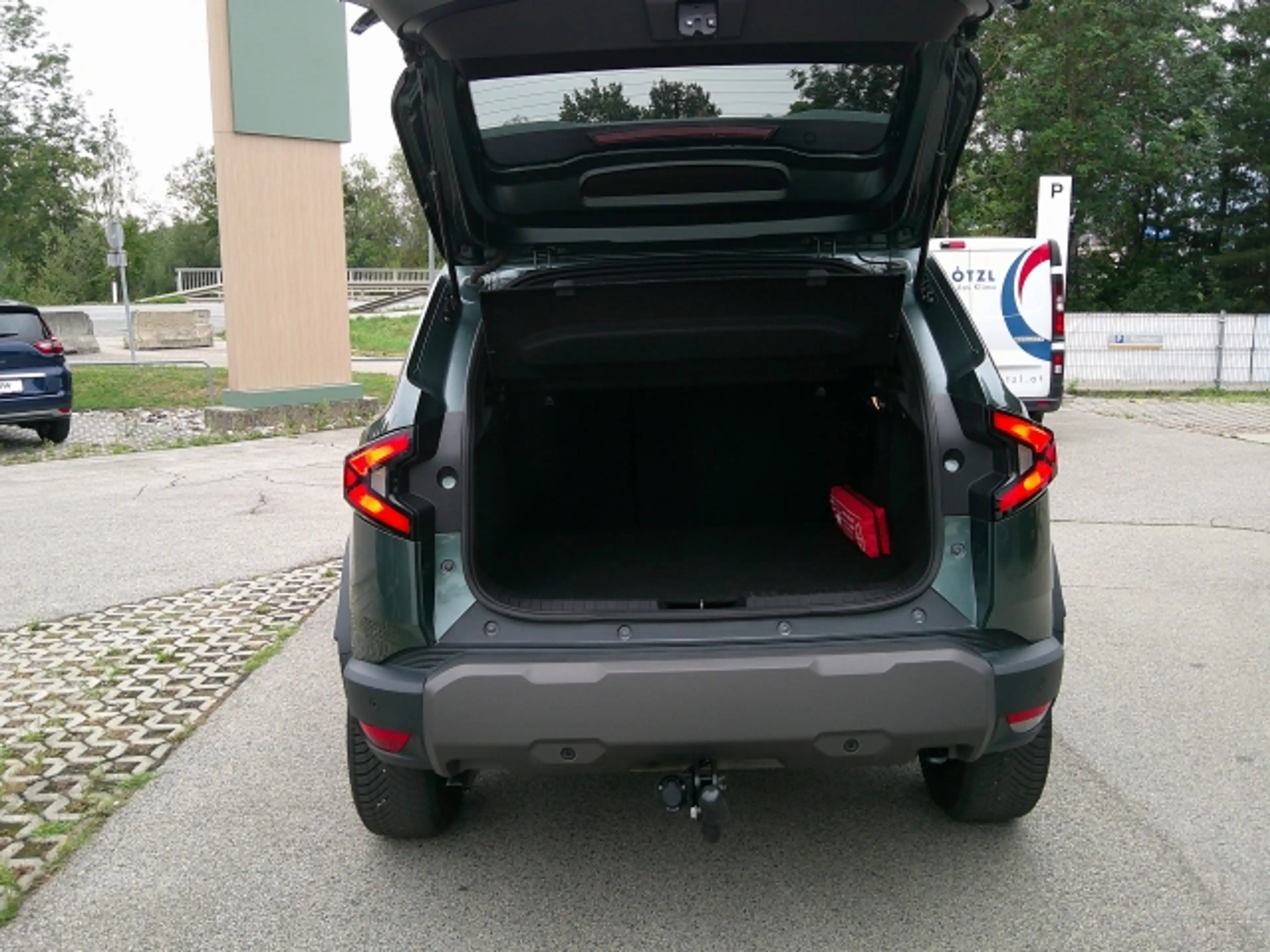 Dacia Duster DUSTER Journey Mild Hybrid 130 4x4 — photo 9
