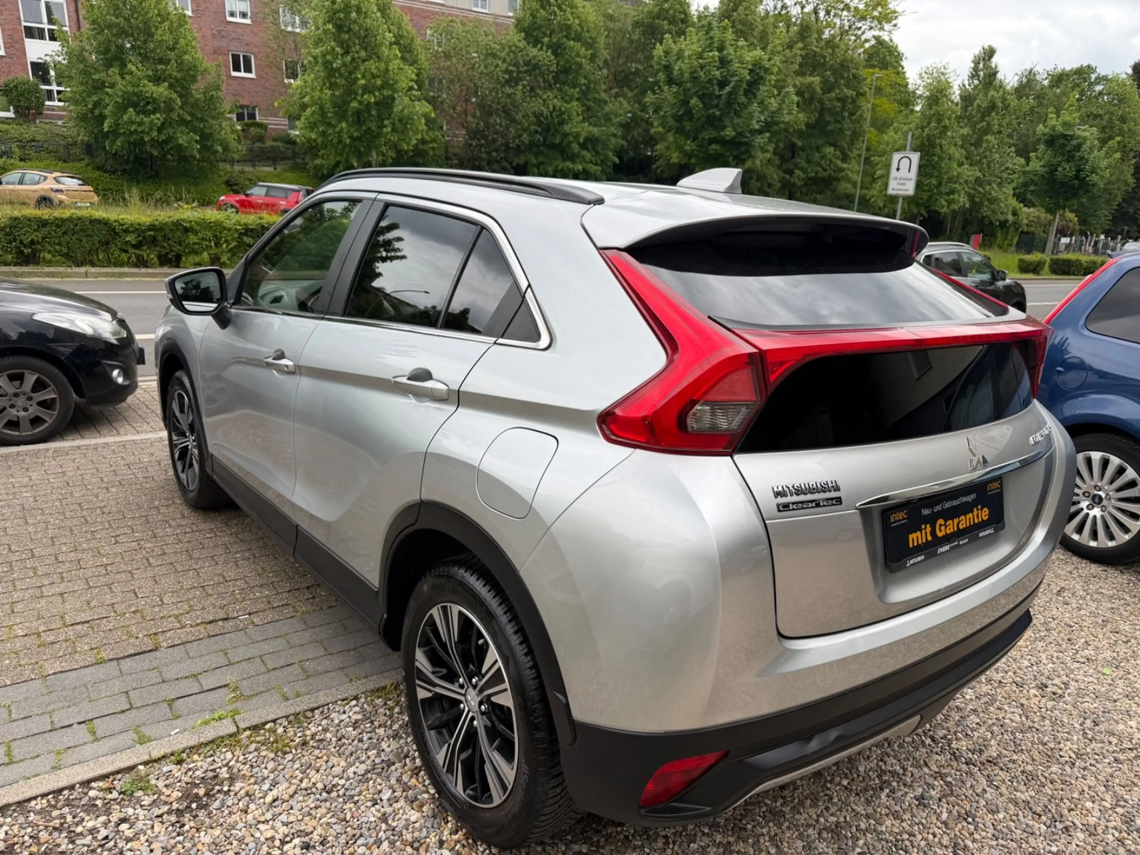 Mitsubishi Eclipse Cross *TÜV NEU*1 HAND*WIE NEU*TOP AUTO* — photo 4
