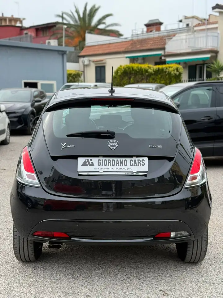 Lancia Ypsilon 2021