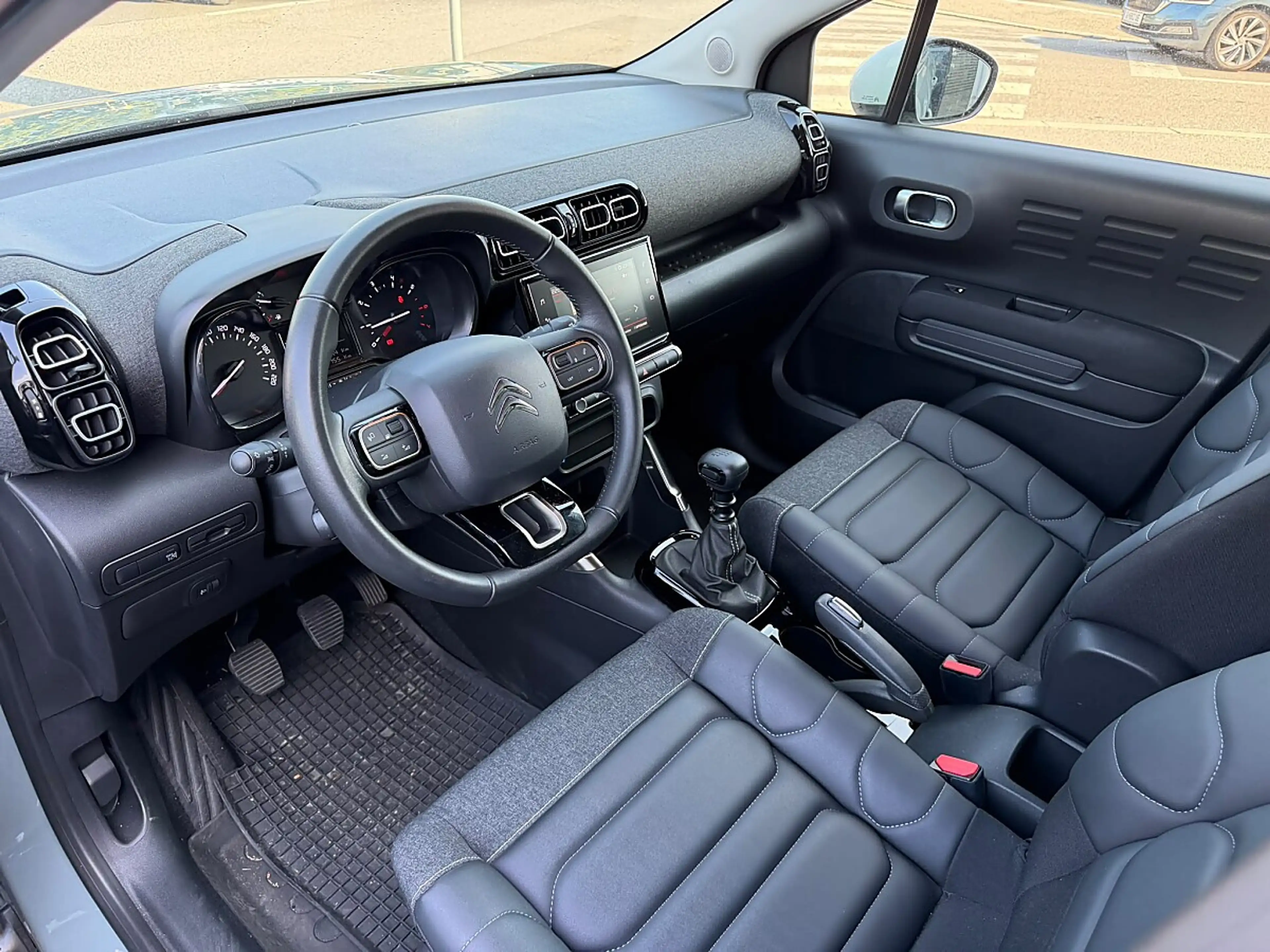 Citroen C3 Aircross BlueHDi 110 S&S 6-Gang-Manuell Feel Pack (G2987) — photo 8