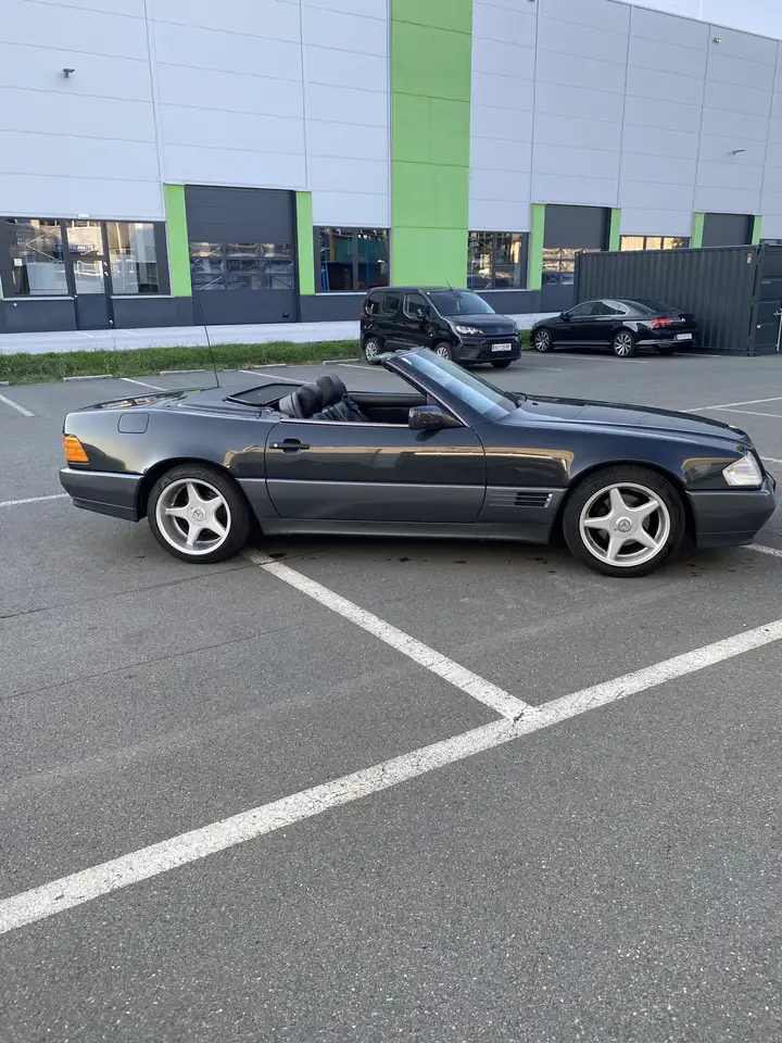 Mercedes-Benz SL 300 Roadster, foto 3