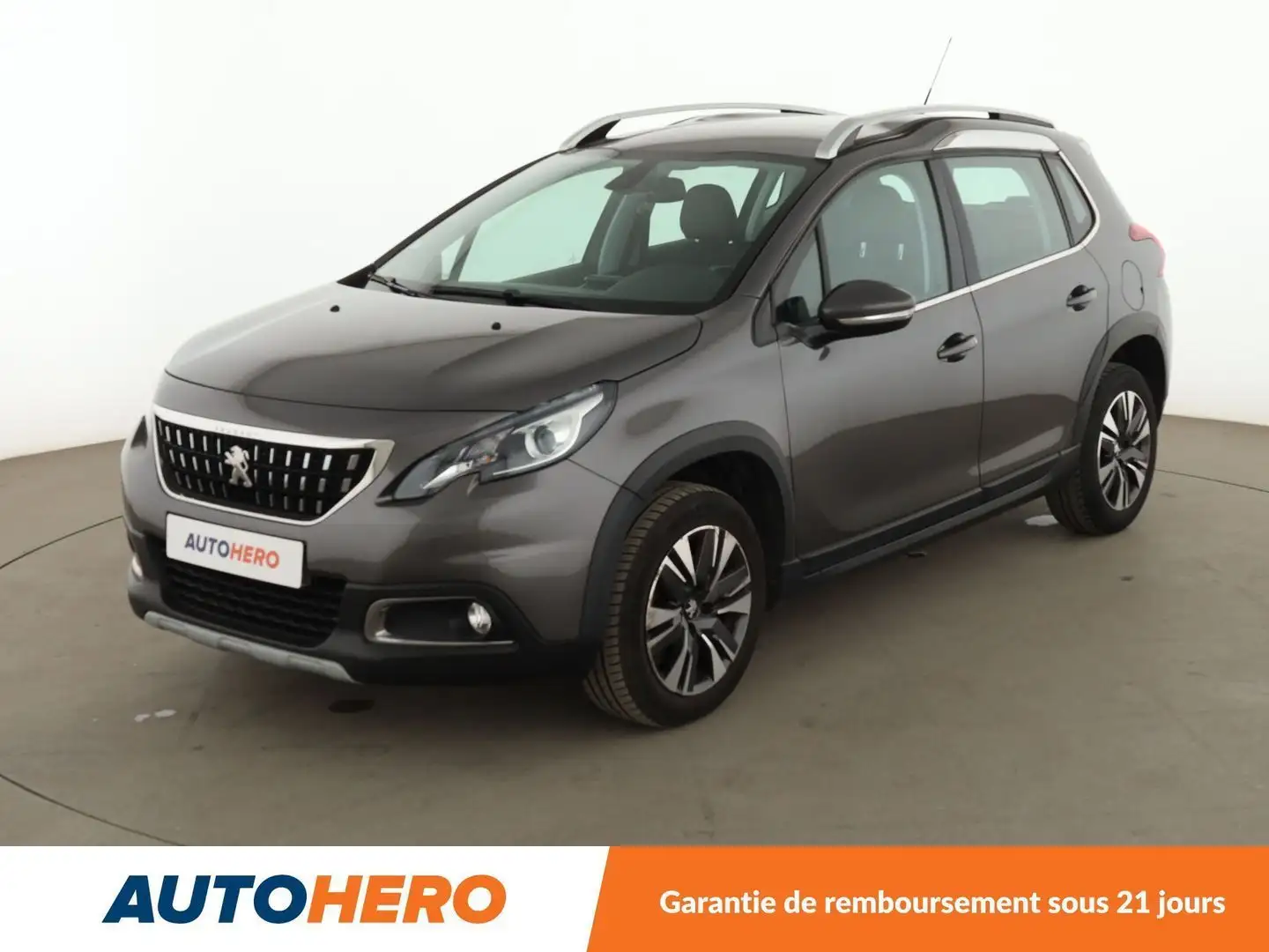 Peugeot 2008 1.2 PureTech Allure Gris - 1