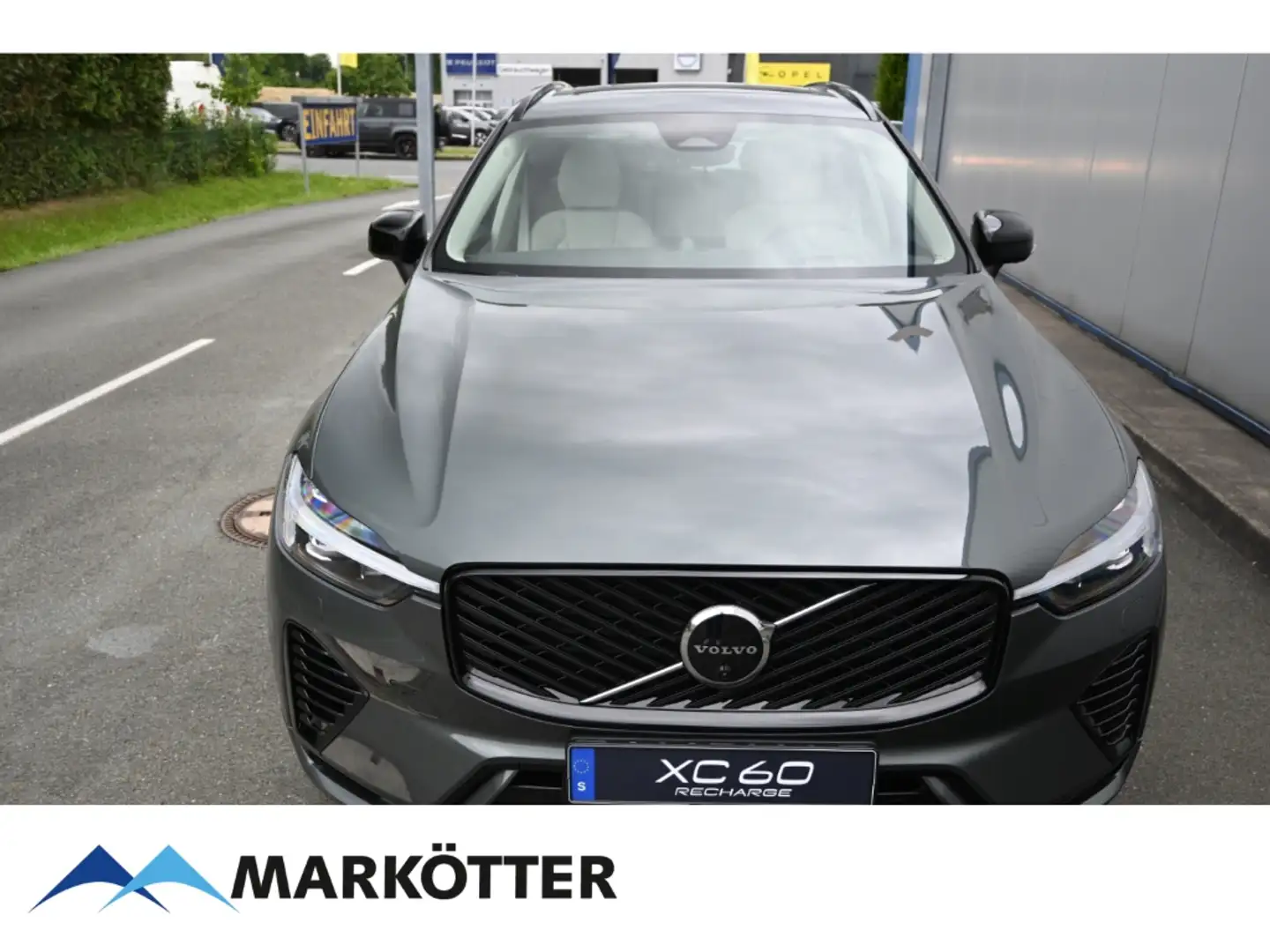 Volvo XC60 T8 AWD Ultra Dark Plug-In Hybrid/Massagesitze Verde - 2