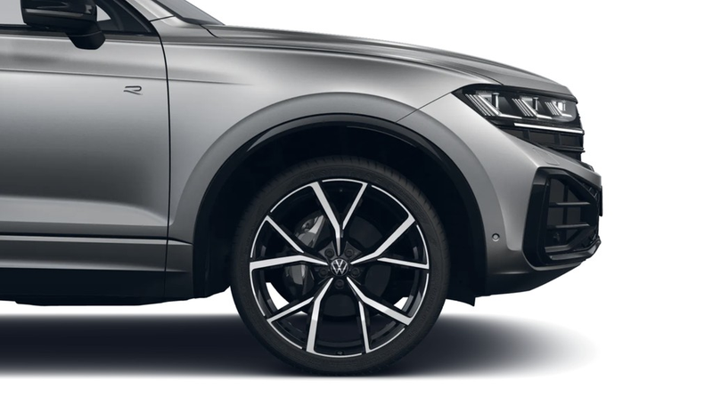 Volkswagen Touareg 3.0TDI R-Line BlackStyle Wankstabi Nachtsicht S... — photo 6