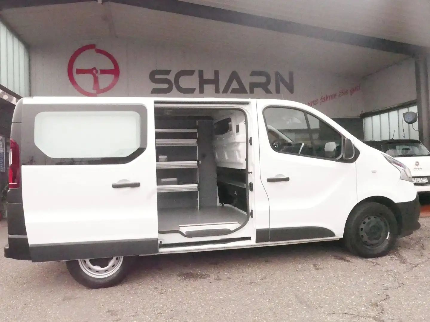 Renault Trafic Kastenw L1H1 3,0tKlima,Kamera,Sortimo Reg Weiß - 1