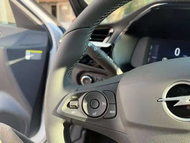 Opel Corsa view 11