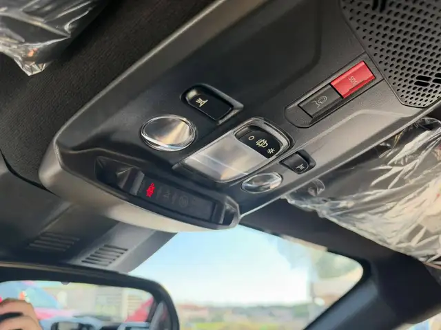 Opel Corsa view 10