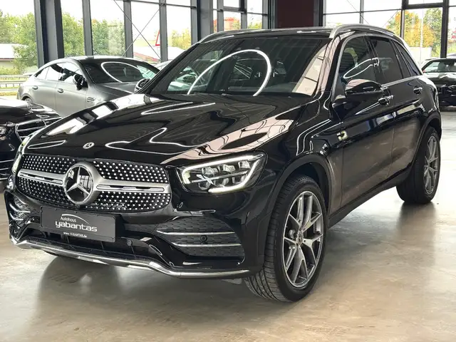 Mercedes-Benz GLC 400 d 4Matic AMG Pano Zusatzheizung Head-up-Display DI