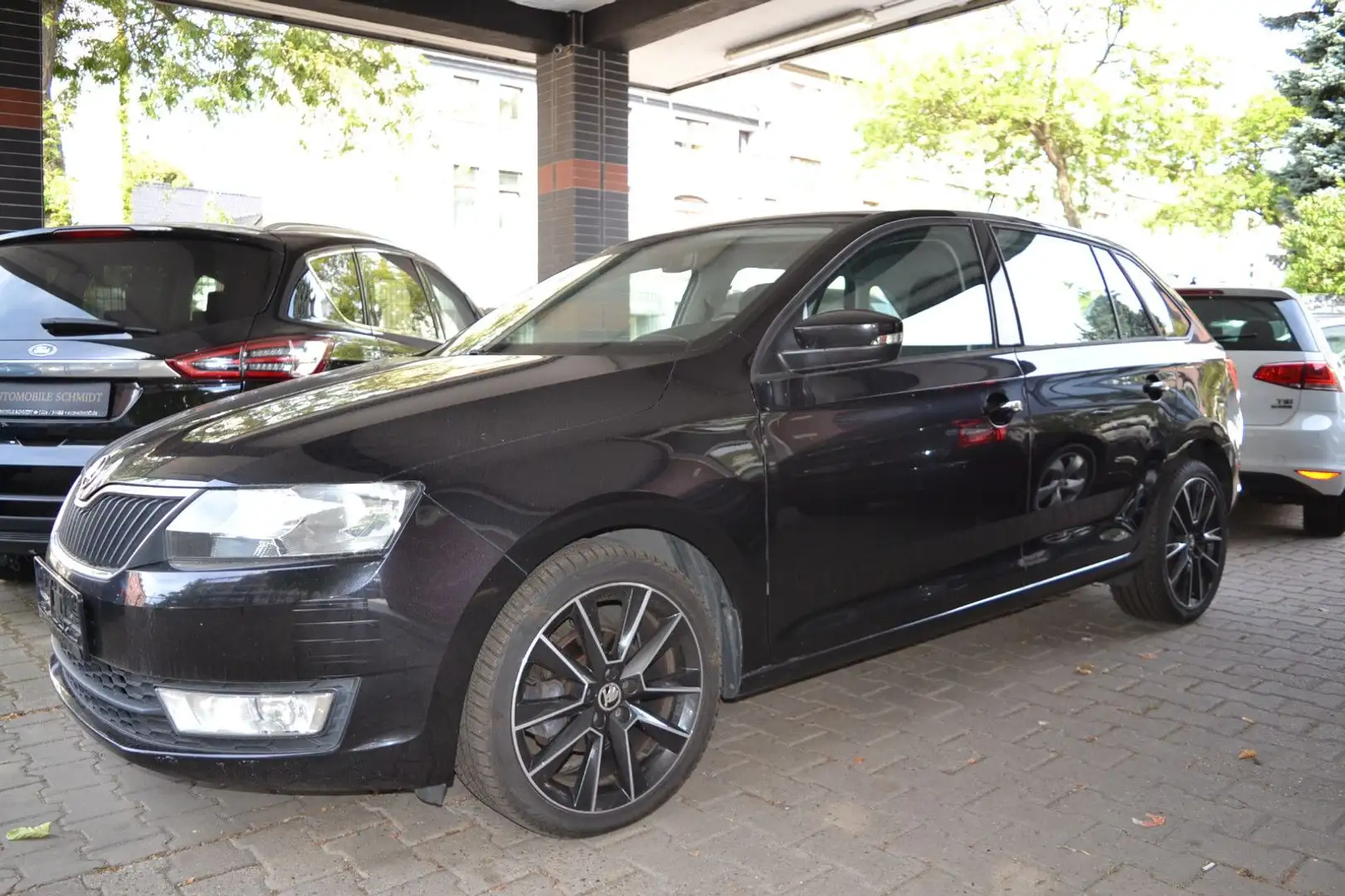 Skoda Rapid/Spaceback Spaceback AUTOMATIK Ambition (Euro 6) Nero - 2