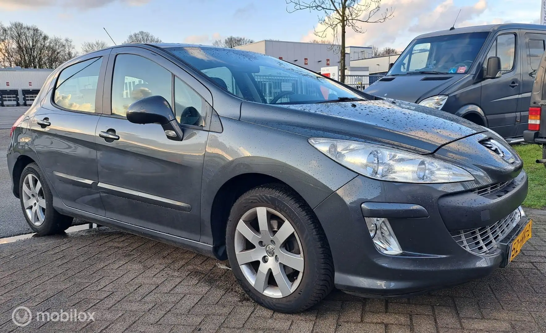 Peugeot 308 1.6 VTi Style Export/Handel Pano Clima Trekhaak Grau - 2