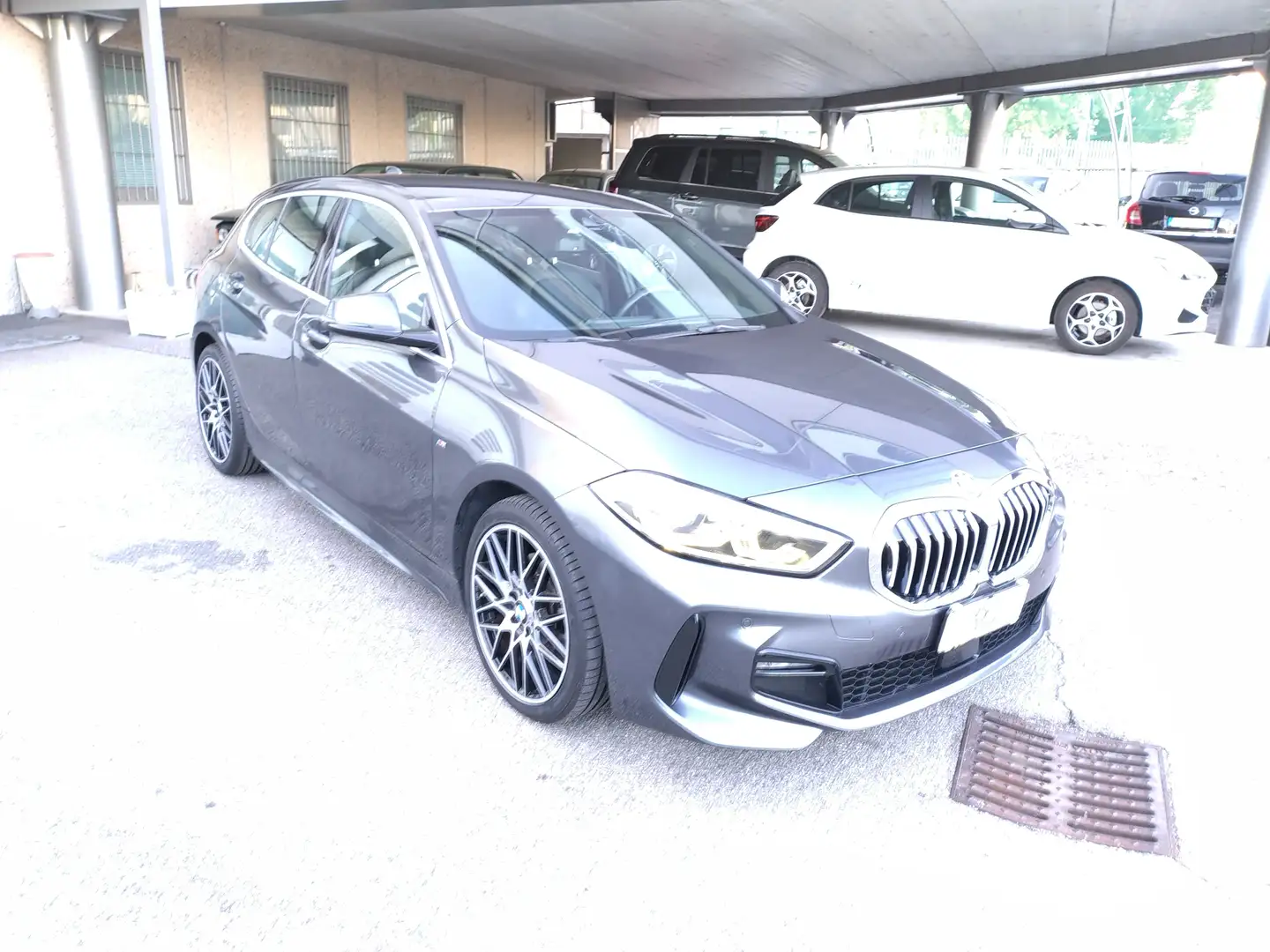 BMW 116 116d Msport auto Grigio - 2