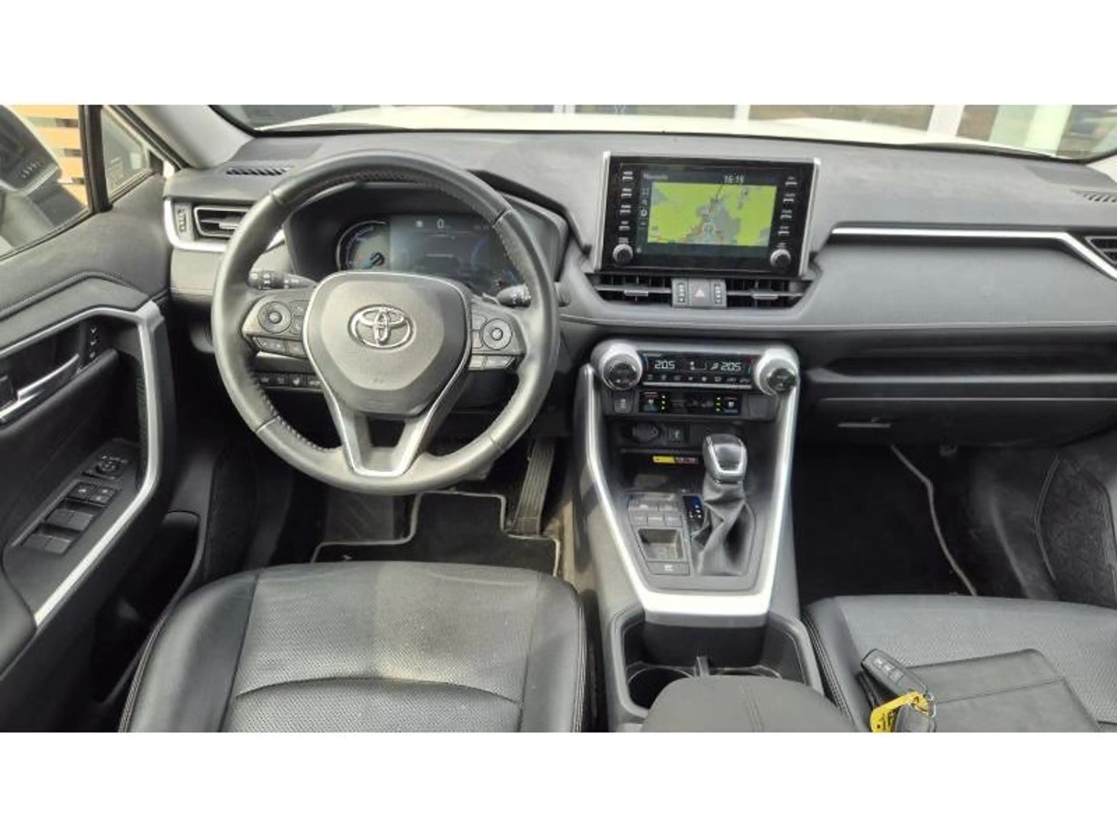 Toyota RAV 4 Premium — photo 3