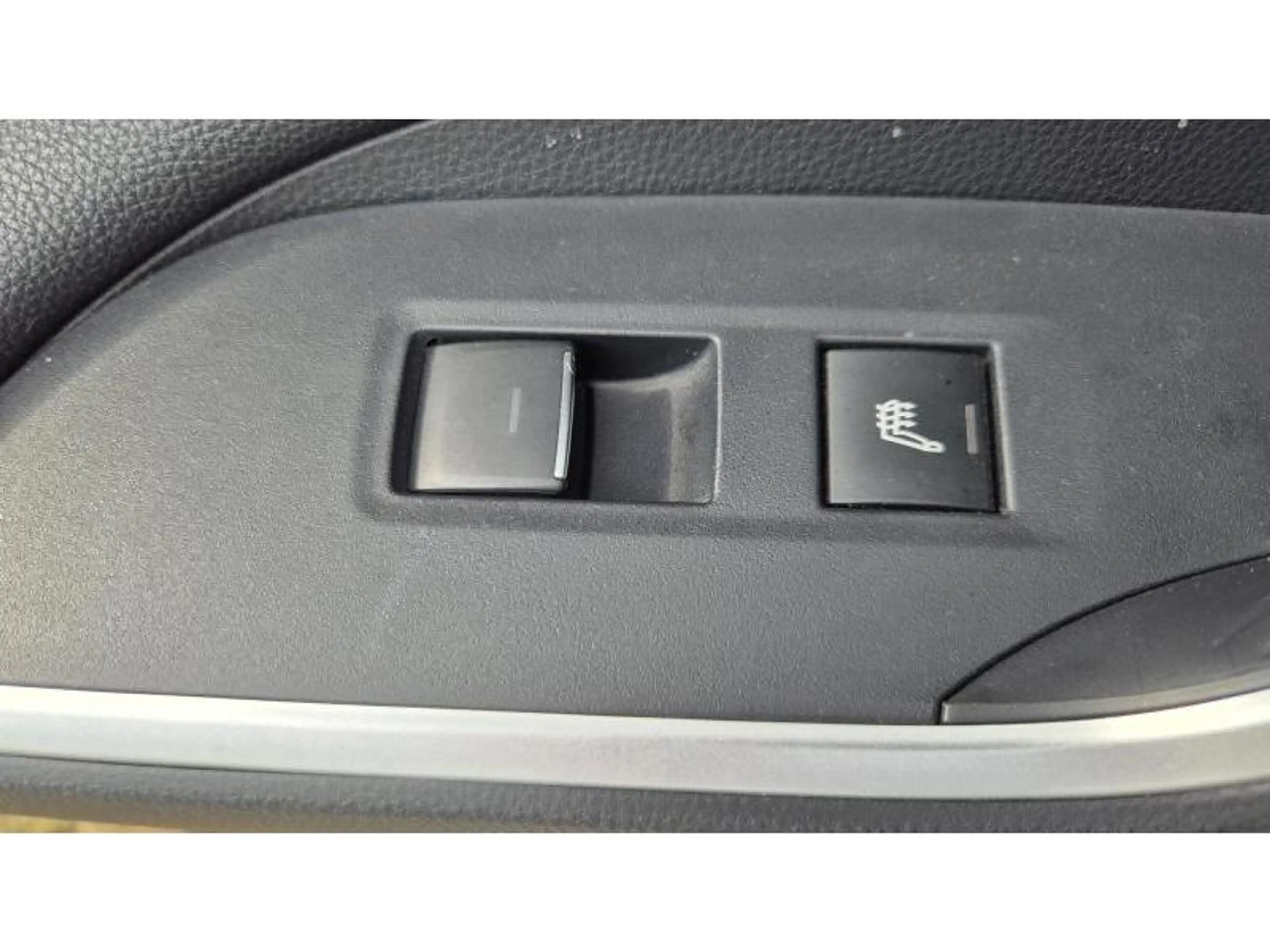 Toyota RAV 4 Premium — photo 11