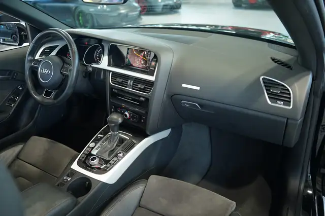 Audi A5 view 14