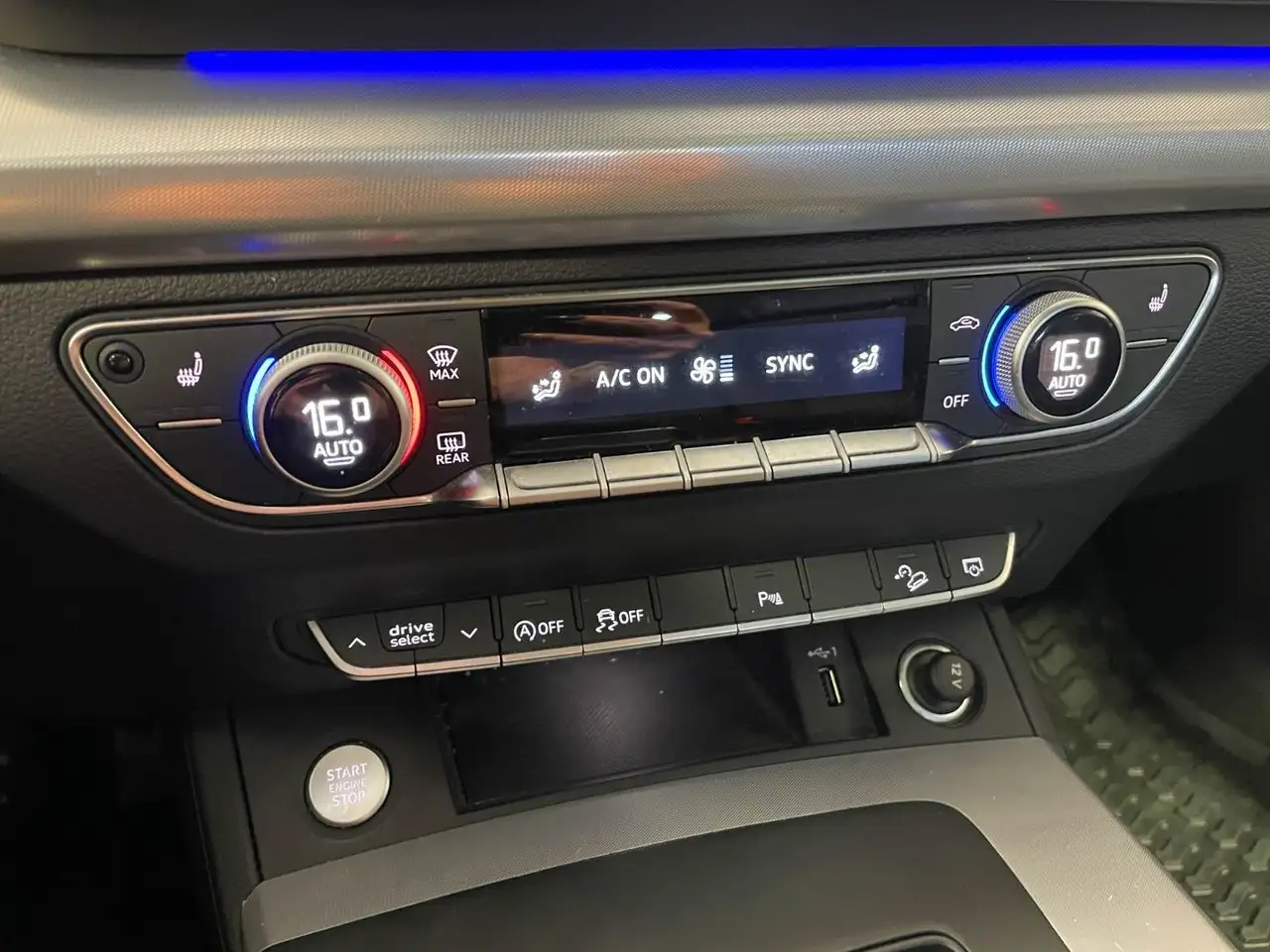 Audi Q5 снимка Audi Q5