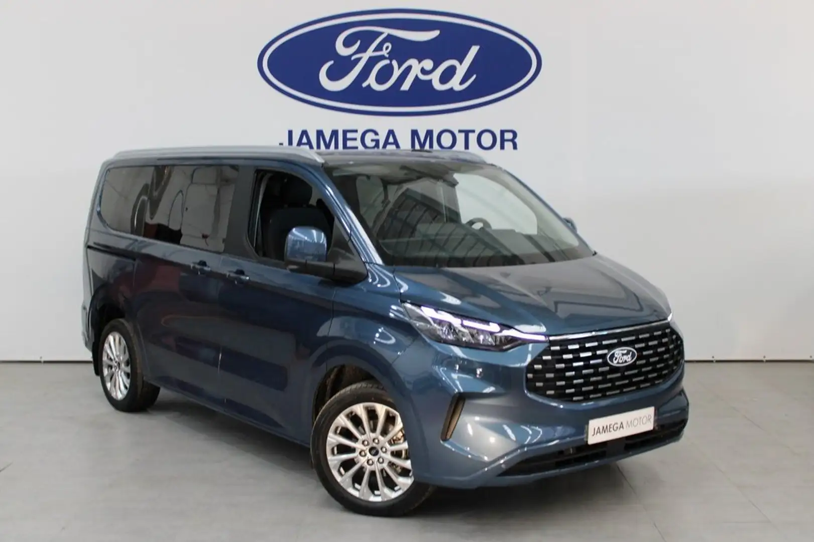 Ford Tourneo Custom 2.0 EcoBlue 110kW 150CV L1 Titanium Blanco - 2