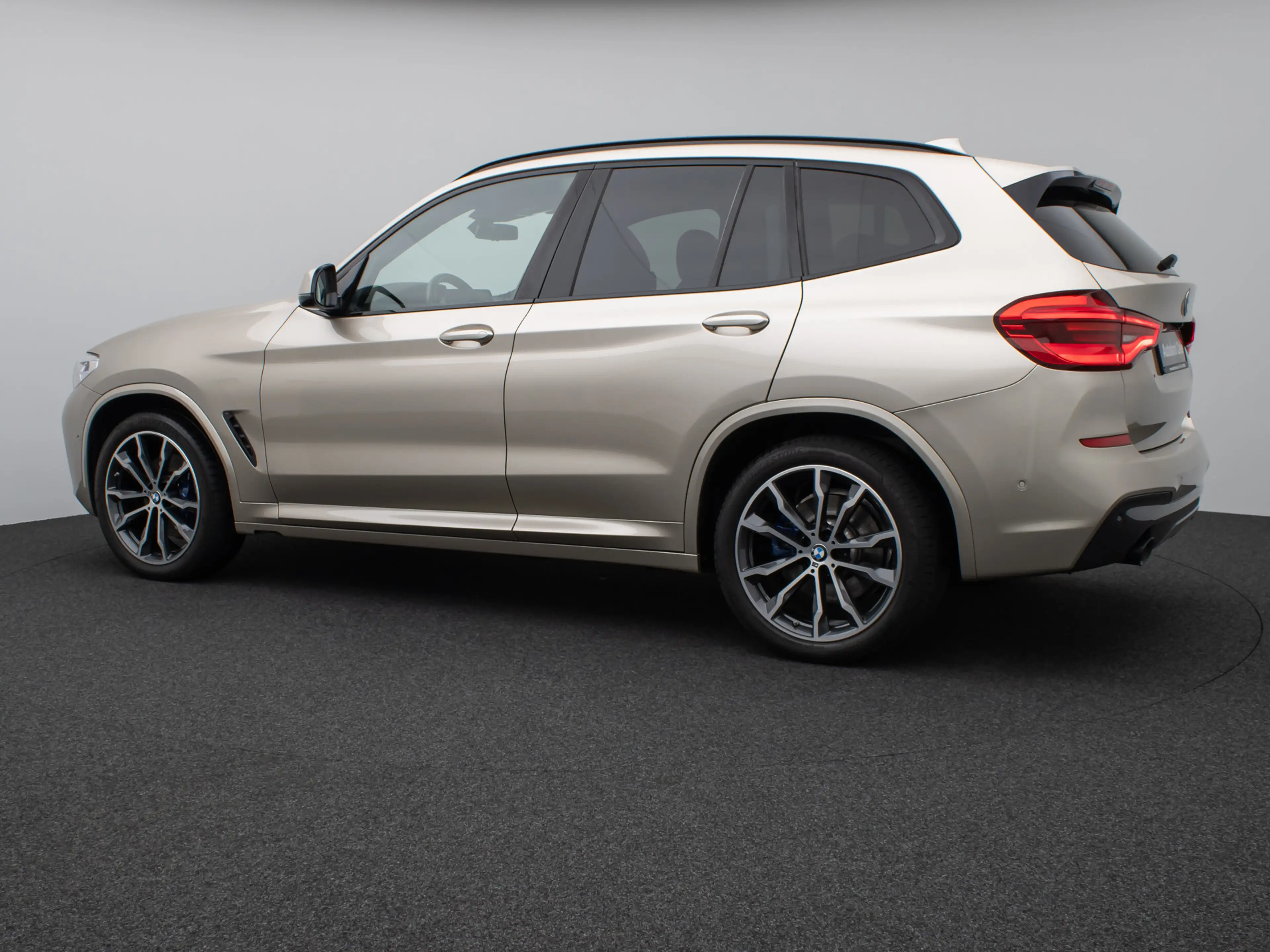 BMW X3 xD30d M Sport Panorama Kamera DAB HiFi — photo 10
