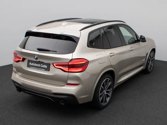 BMW X3 view 7