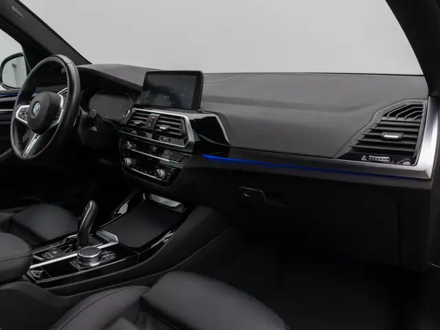 BMW X3 view 23