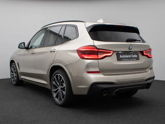 BMW X3 view 9
