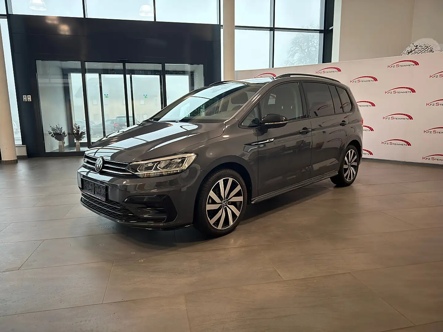 Volkswagen Touran Highline 2,0 TDI DSG R-Line, Black, Kamera, ACC... Grau - 1