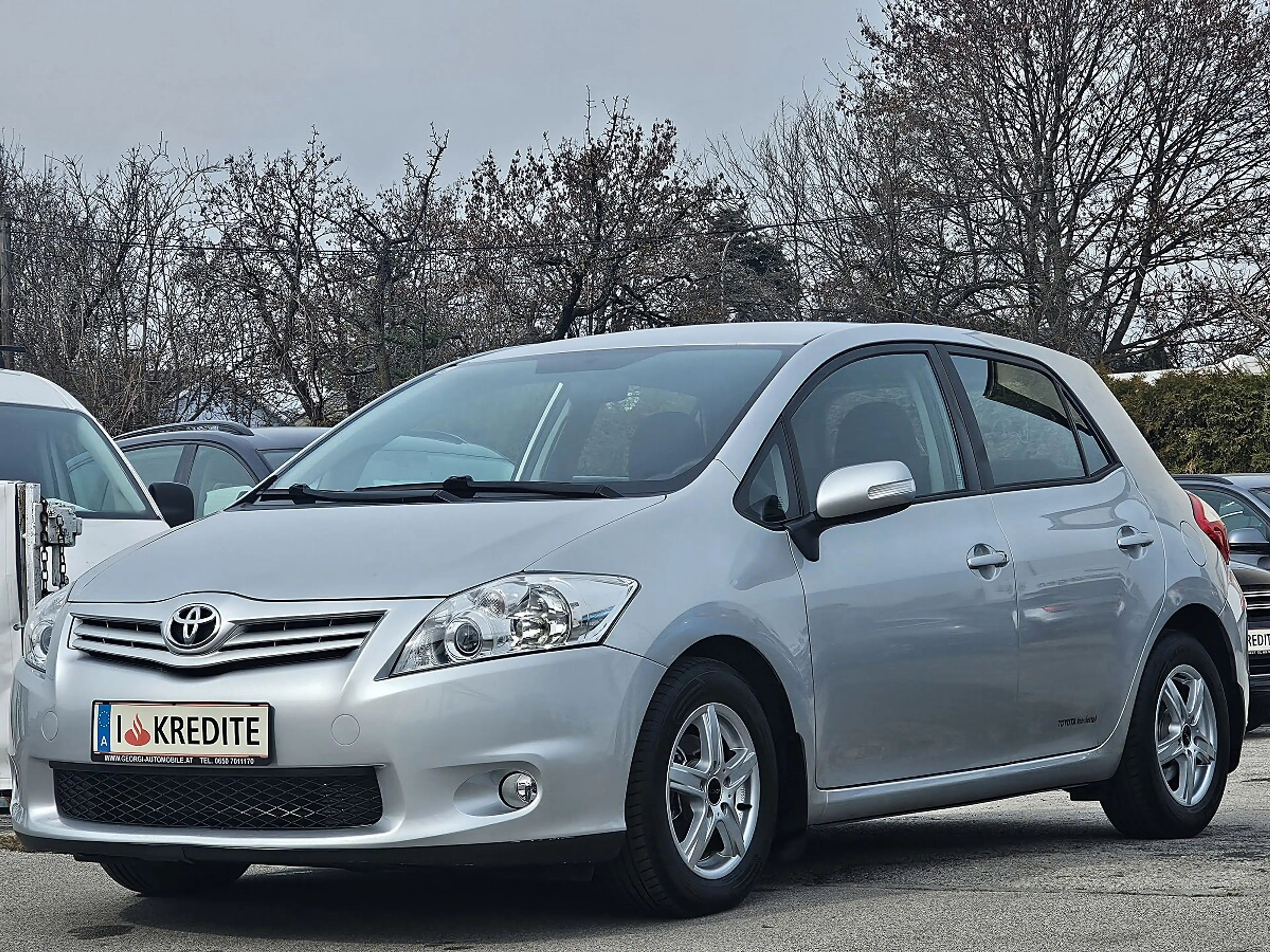 Toyota Auris 1,4 D-4D 90 DPF High Eco Pickerl+Service-OK Seh... — photo 2