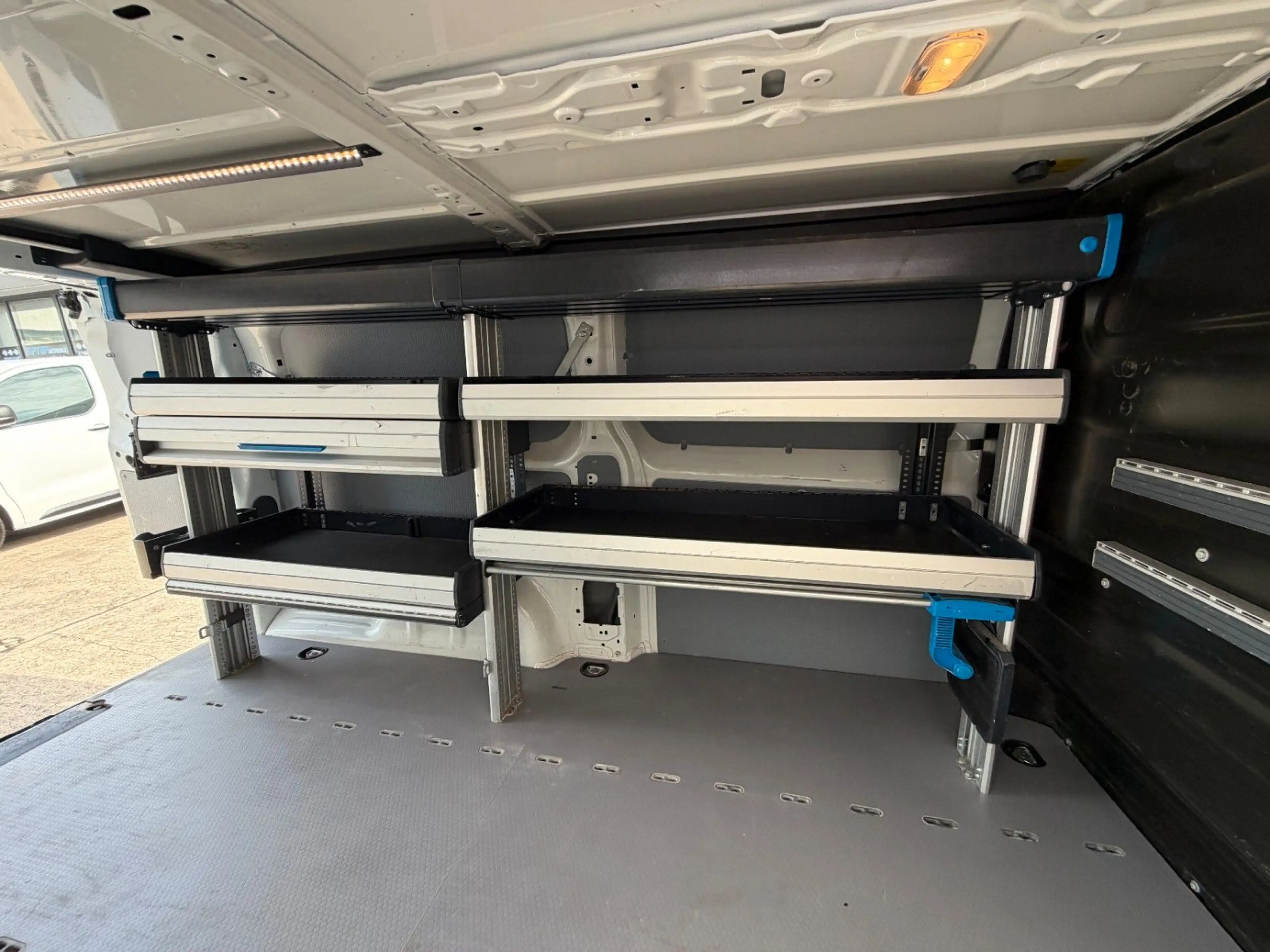 Opel Vivaro Kasten Edition L *1x SORTIMO*KLIM*3-SITZ* — photo 13