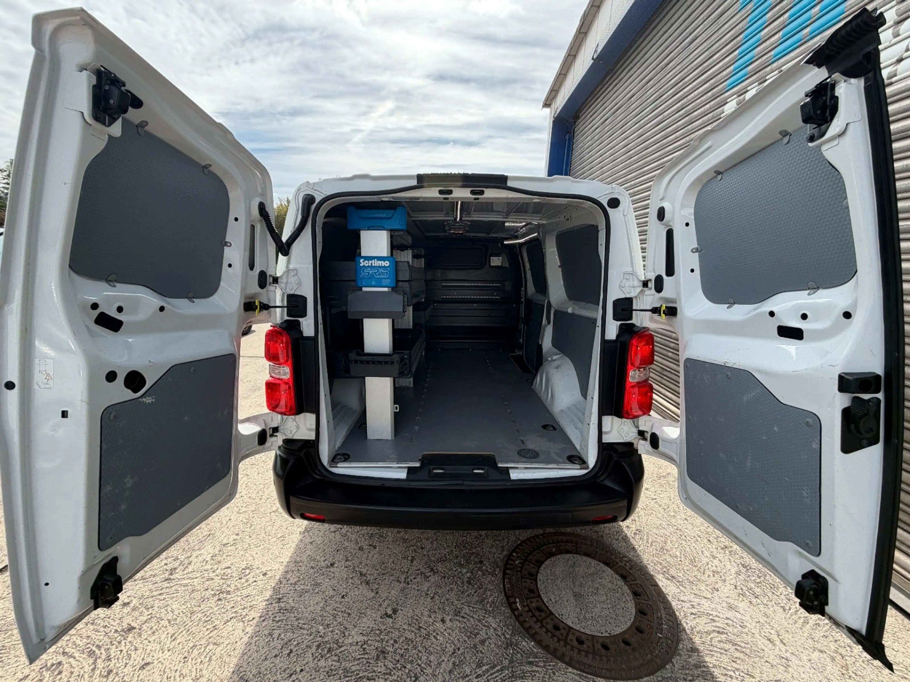 Opel Vivaro Kasten Edition L *1x SORTIMO*KLIM*3-SITZ* — photo 10