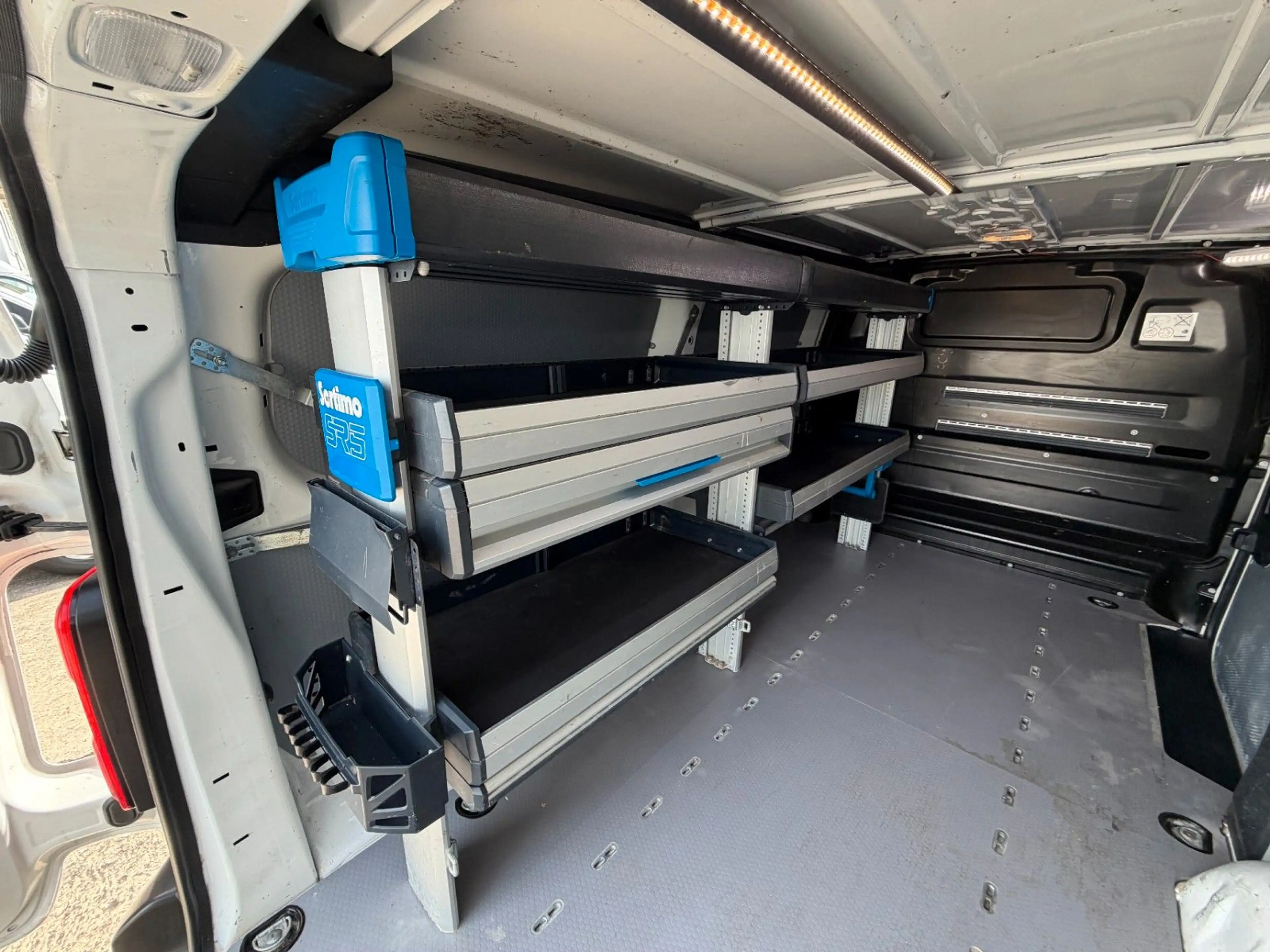 Opel Vivaro Kasten Edition L *1x SORTIMO*KLIM*3-SITZ* — photo 11