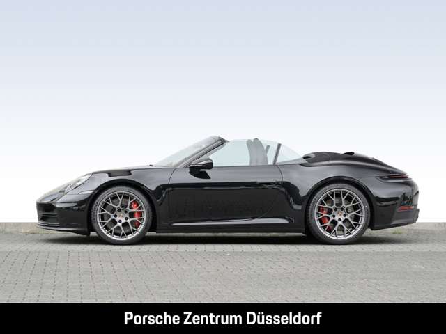 Porsche 992 911 Carrera S Cabriolet BOSE Sport Chrono