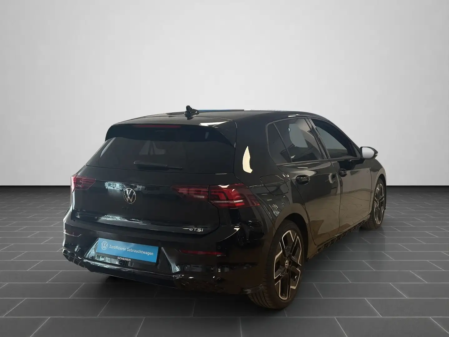 Volkswagen Golf VIII 1.5 eTSI R-Line DSG LEDPLUS HUD BlackS Schwarz - 2