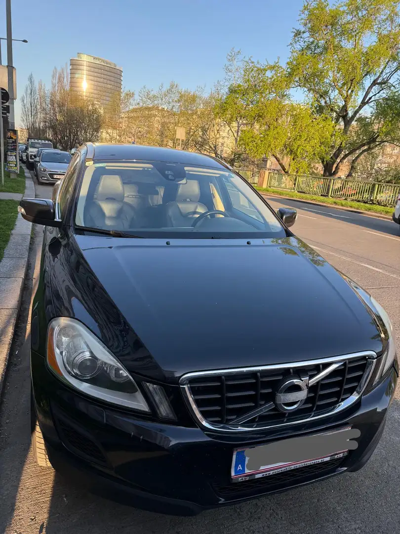Volvo XC60 XC60 D3 Summum Summum Schwarz - 2