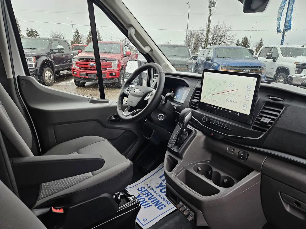 Ford Transit Cargo Van снимка Ford Transit Cargo Van