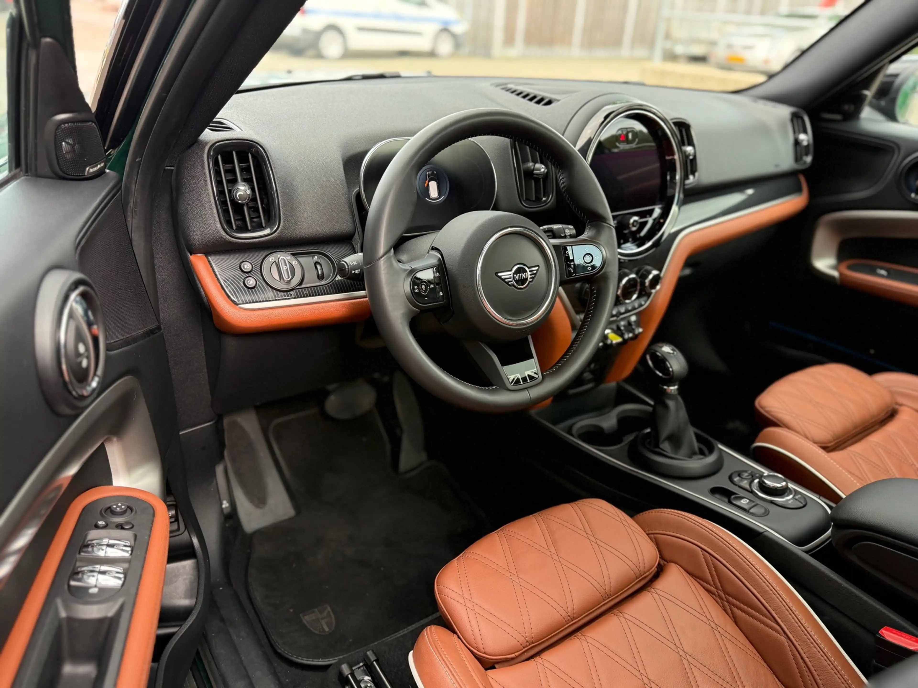 MINI Cooper SE Countryman 1.5 ALL4 Chili — photo 12