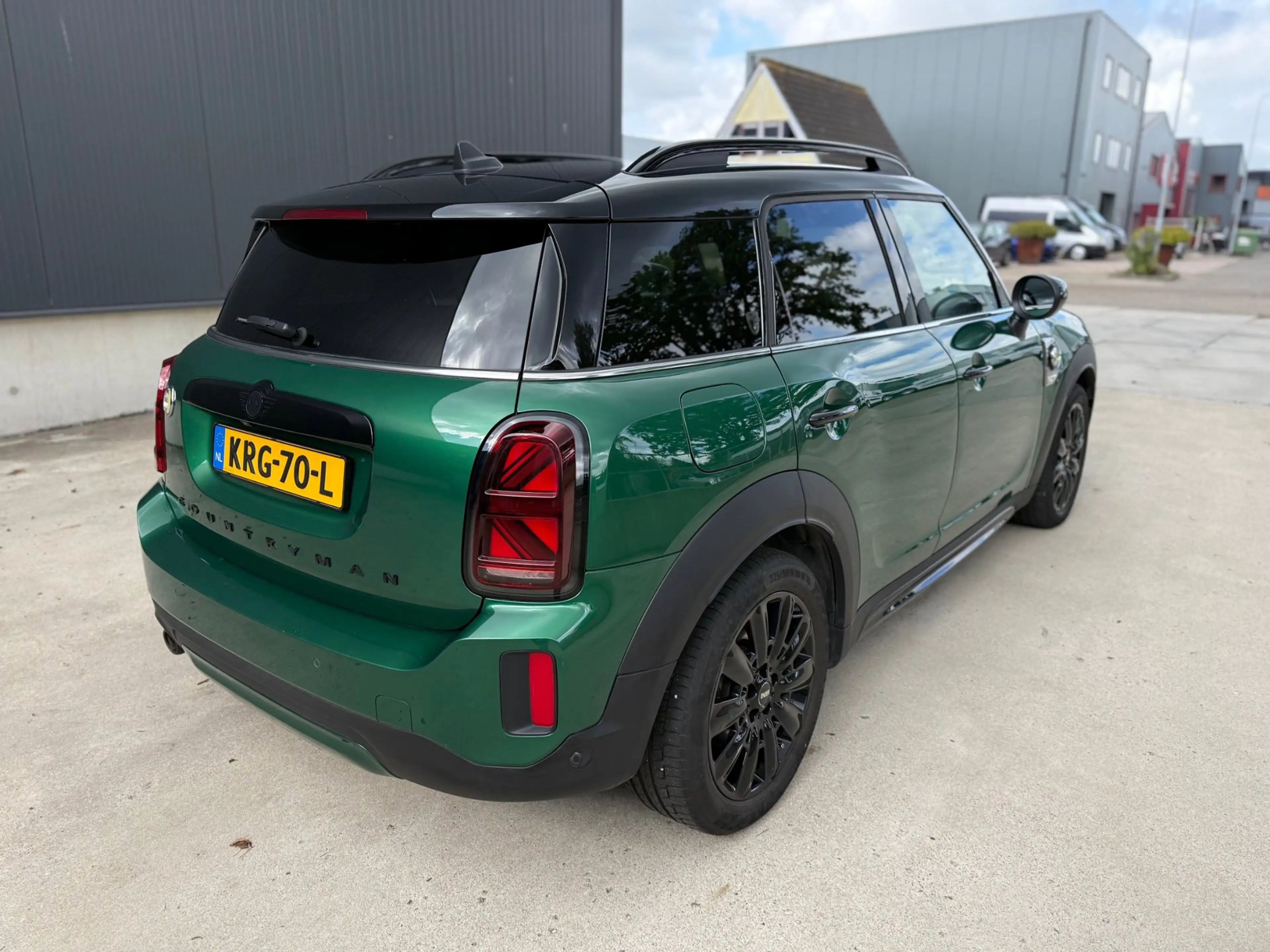 MINI Cooper SE Countryman 1.5 ALL4 Chili — photo 6