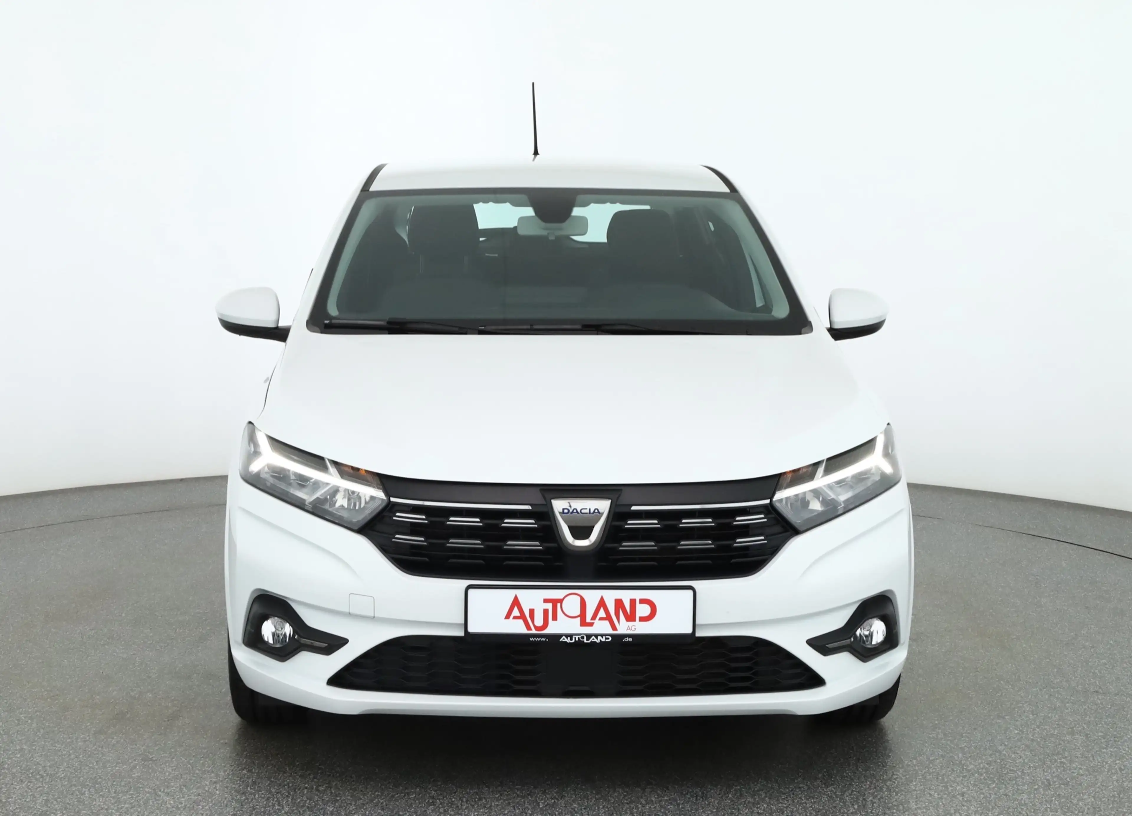 Dacia Sandero III 1.0 SCe Comfort LED Android Apple — photo 8