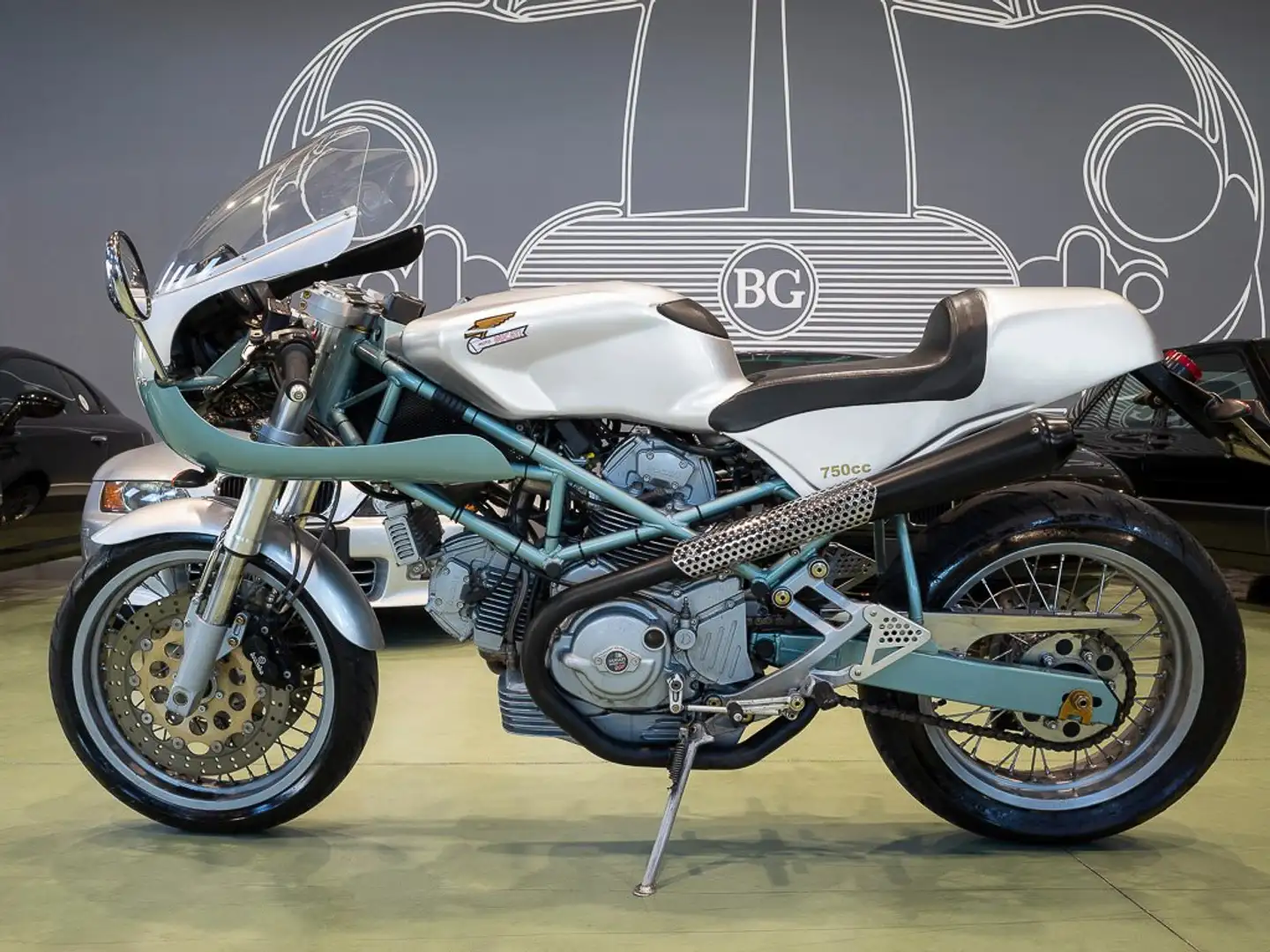 Ducati 750 SS Replica - Cirri Sport Srebrny - 1