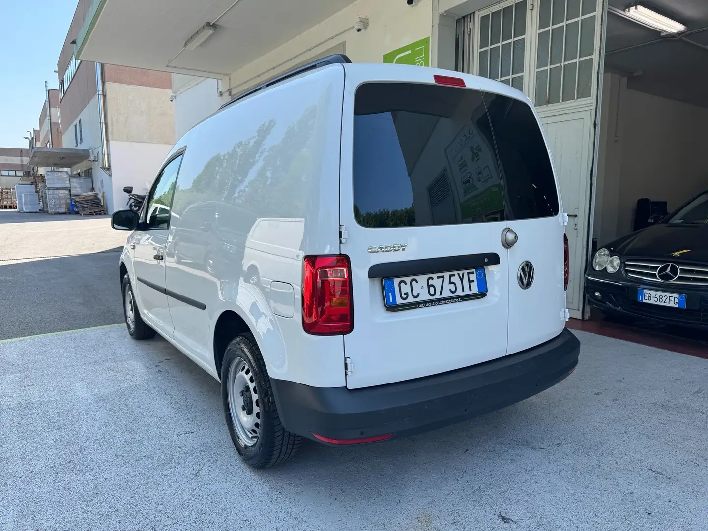 Volkswagen Caddy 2.0 TDI DSG BUSINESS GARANZIA 24 MESI UNIPROPRIETA Wit - 2
