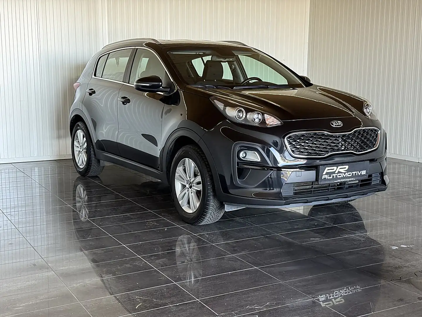 Kia Sportage 1,6 CRDI SCR Black Edition Schwarz - 2