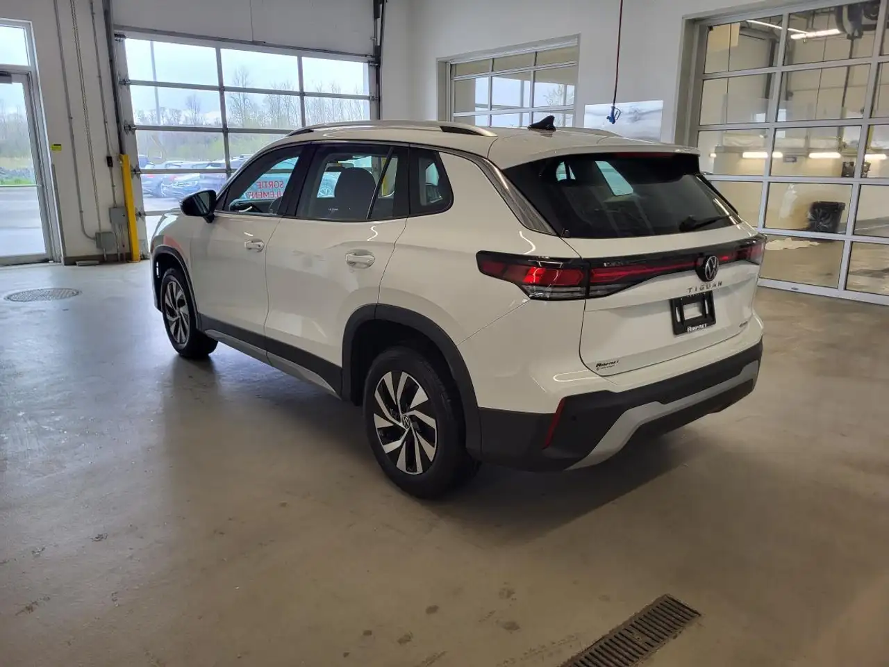 Volkswagen Tiguan снимка Volkswagen Tiguan