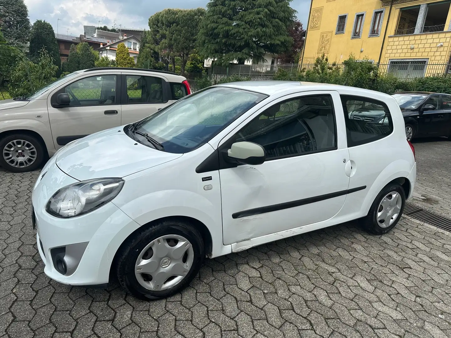Renault Twingo 1.2 lev Live! 75cv*EURO5*NEOPATENTATI - 1